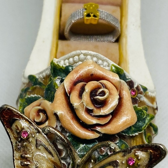 mesh and gold plated ring size 7✨ - Picture 3 of 8